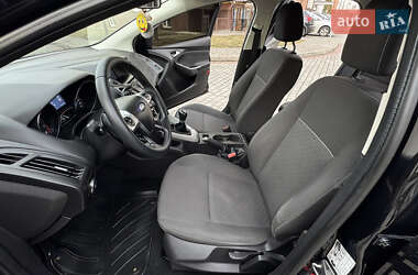 Универсал Ford Focus 2014 в 
