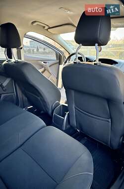 Хэтчбек Ford Focus 2015 в 