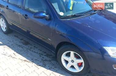 Универсал Ford Focus 2001 в Новоселице