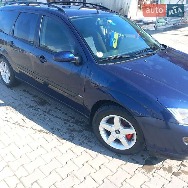 Універсал Ford Focus 2001 в Новоселиці