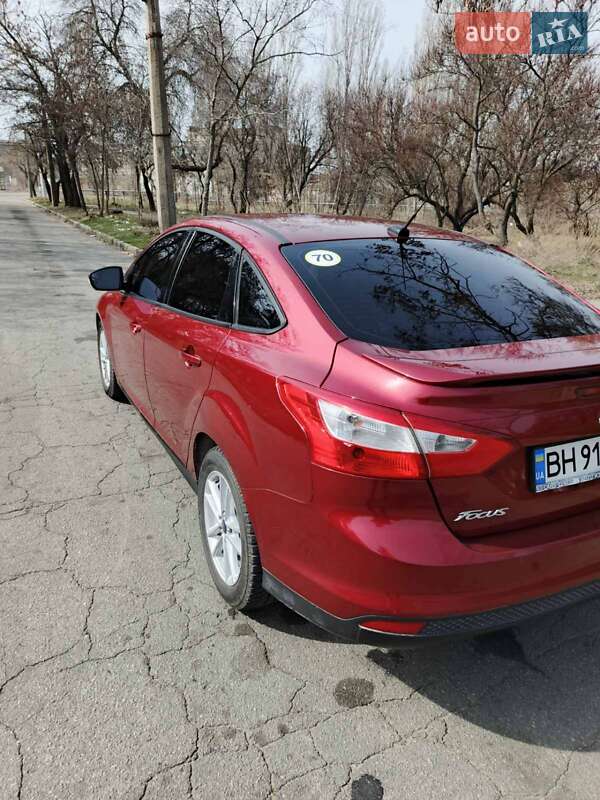 Седан Ford Focus 2013 в Николаеве фото 7 Седан Ford Focus 2013 в Николаеве