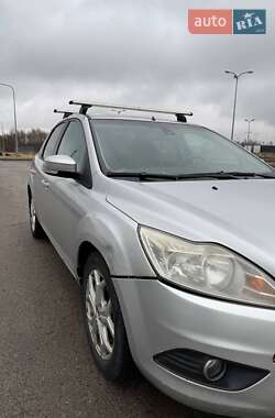 Седан Ford Focus 2010 в 