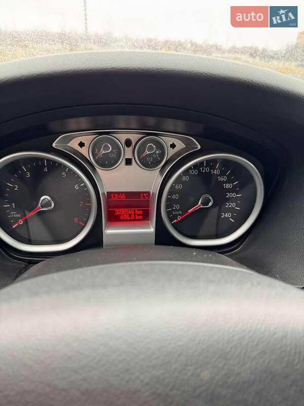 Седан Ford Focus 2010 в Львове