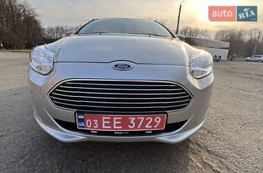 Хэтчбек Ford Focus 2018 в 