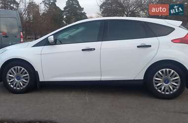 Хэтчбек Ford Focus 2013 в 