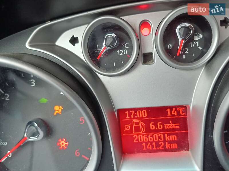 Універсал Ford Focus 2010 в Дублянах