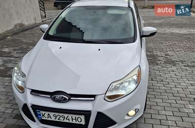 Хэтчбек Ford Focus 2015 в Борщеве