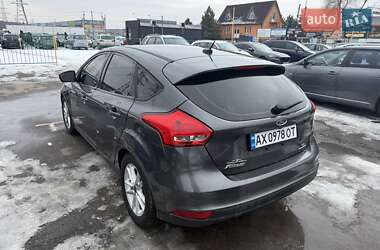 Хэтчбек Ford Focus 2016 в 