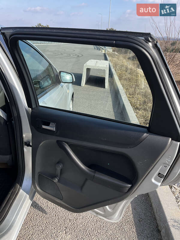 Универсал Ford Focus 2007 в Ровно