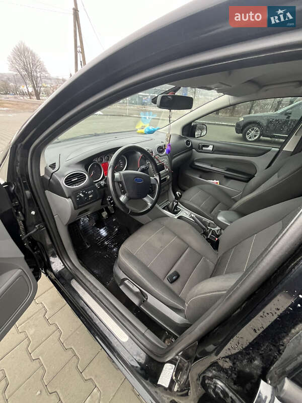 Універсал Ford Focus 2010 в Старому Самборі фото 11 Універсал Ford Focus 2010 в Старому Самборі