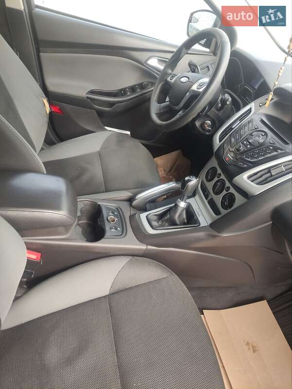 Хэтчбек Ford Focus 2013 в Львове фото 10 Хэтчбек Ford Focus 2013 в Львове