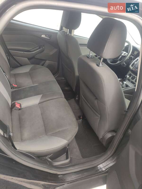 Хэтчбек Ford Focus 2013 в Львове фото 15 Хэтчбек Ford Focus 2013 в Львове