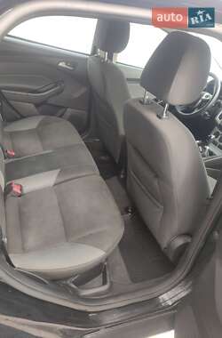 Хэтчбек Ford Focus 2013 в 