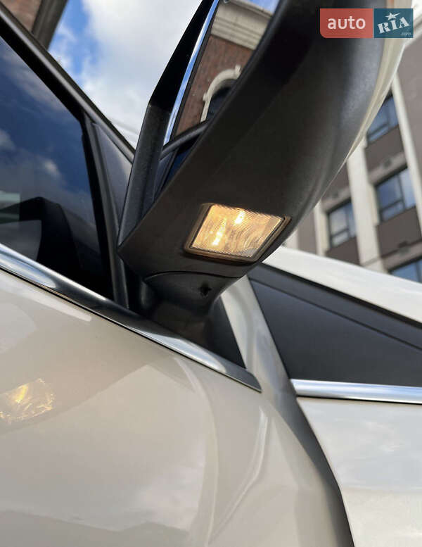 Хэтчбек Ford Focus 2013 в Киеве фото 9 Хэтчбек Ford Focus 2013 в Киеве