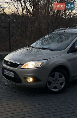 Универсал Ford Focus 2010 в 