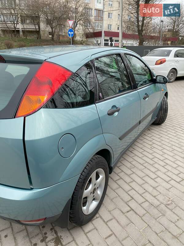Хетчбек Ford Focus 1998 в Тернополі