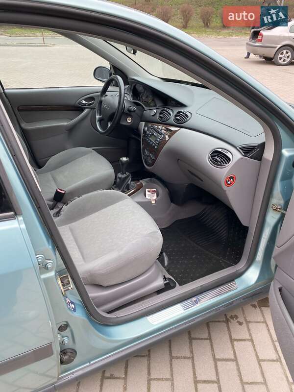 Хетчбек Ford Focus 1998 в Тернополі