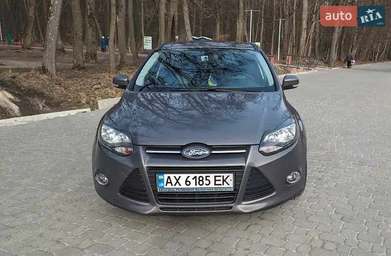 Седан Ford Focus 2013 в 