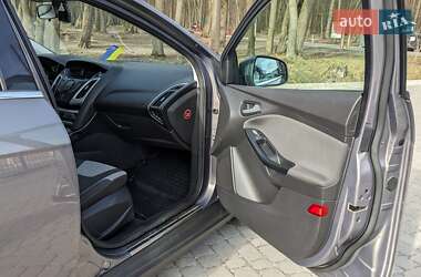 Седан Ford Focus 2013 в 
