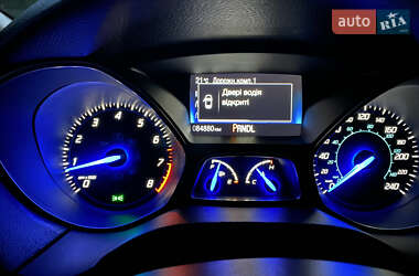 Хэтчбек Ford Focus 2015 в 
