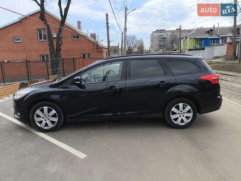 Універсал Ford Focus 2015 в Дніпрі