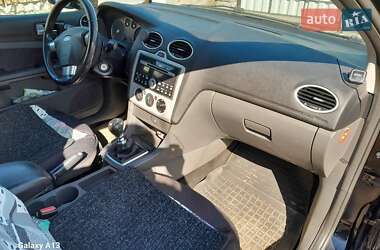 Хэтчбек Ford Focus 2006 в Киеве