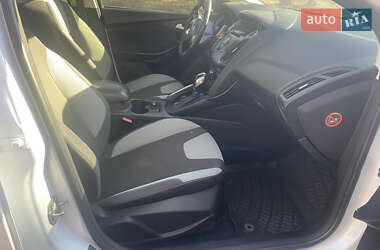 Седан Ford Focus 2012 в 