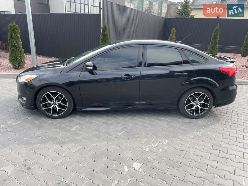 Седан Ford Focus 2015 в Луцьку