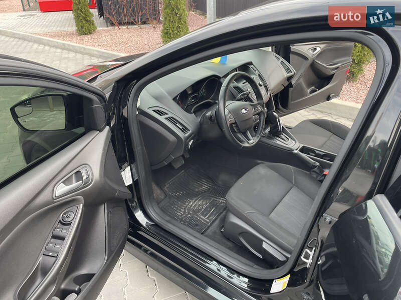 Седан Ford Focus 2015 в Луцке