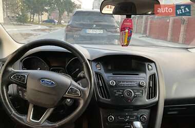 Хэтчбек Ford Focus 2014 в 