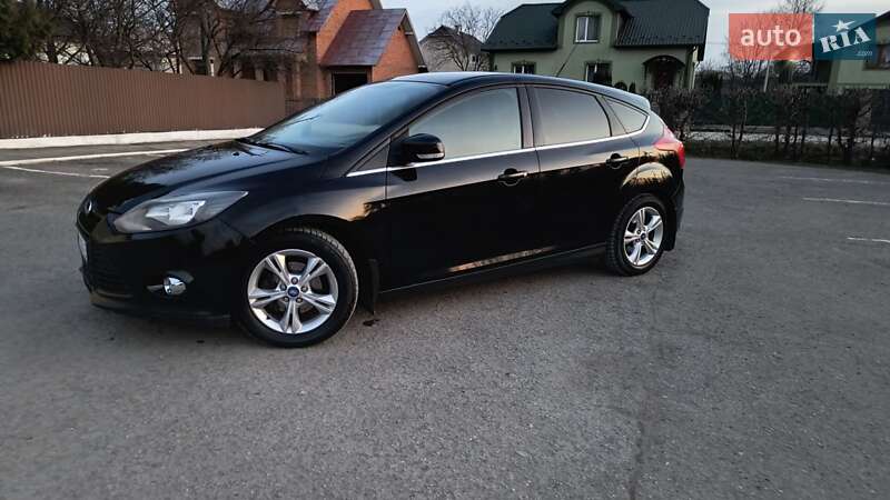 Хэтчбек Ford Focus 2013 в Ивано-Франковске
