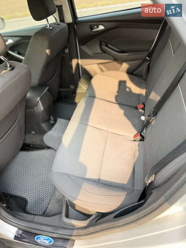 Седан Ford Focus 2011 в Житомире фото 10 Седан Ford Focus 2011 в Житомире