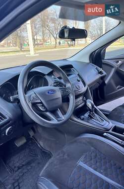 Хэтчбек Ford Focus 2017 в 
