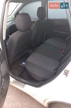 Универсал Ford Focus 2003 в 
