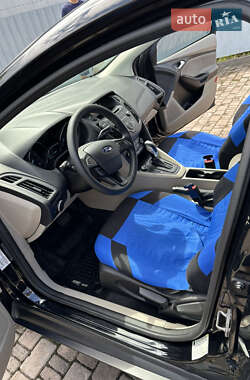 Седан Ford Focus 2016 в 
