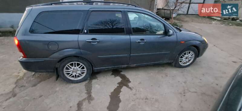 Универсал Ford Focus 2003 в Черновцах