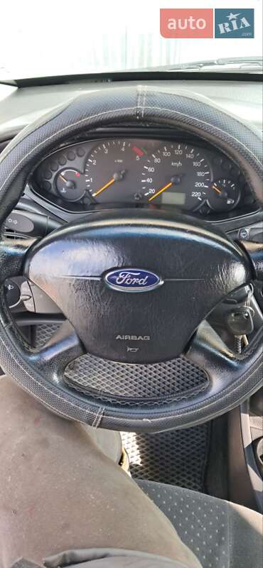 Универсал Ford Focus 2003 в Черновцах