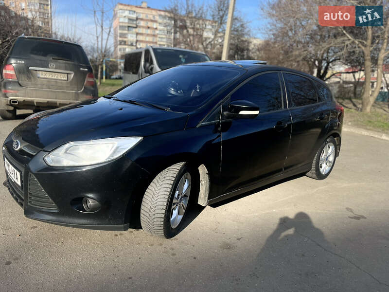 Хэтчбек Ford Focus 2012 в Лозовой