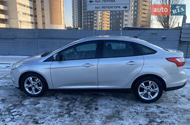 Седан Ford Focus 2013 в 