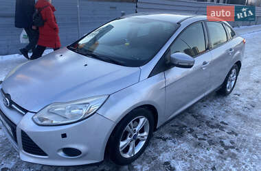 Седан Ford Focus 2013 в 