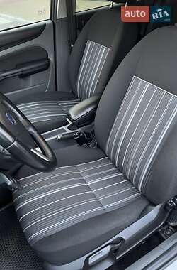 Универсал Ford Focus 2010 в 