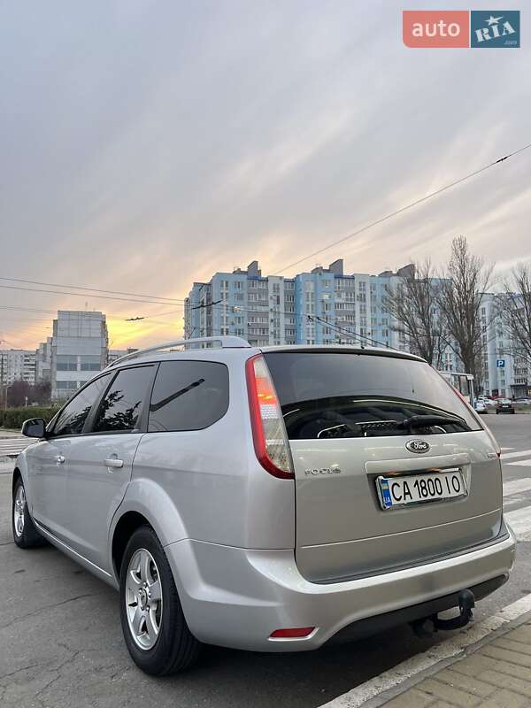Универсал Ford Focus 2010 в Черкассах