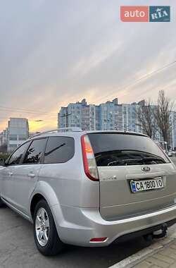 Универсал Ford Focus 2010 в 