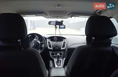 Хэтчбек Ford Focus 2014 в 