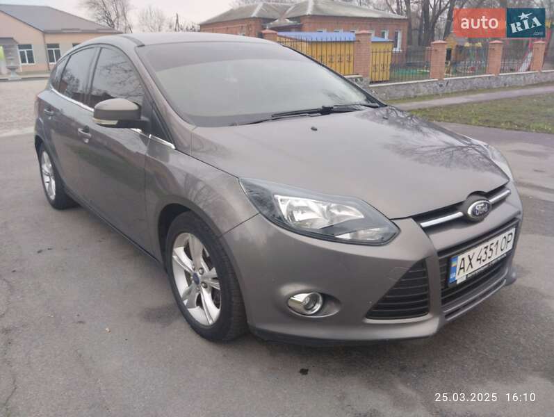 Хэтчбек Ford Focus 2013 в Краснограде