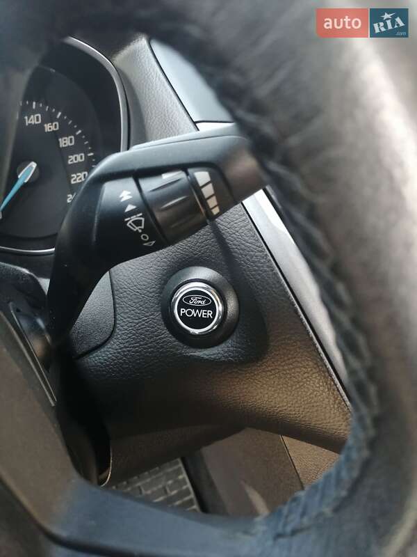 Хэтчбек Ford Focus 2011 в Николаеве фото 11 Хэтчбек Ford Focus 2011 в Николаеве