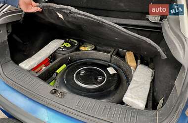 Хэтчбек Ford Focus 2006 в 