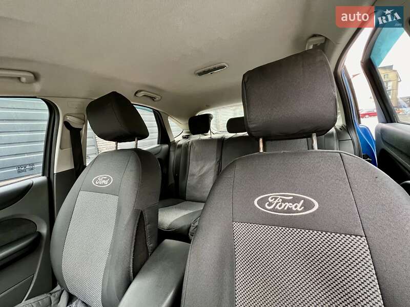 Хэтчбек Ford Focus 2006 в Киеве фото 26 Хэтчбек Ford Focus 2006 в Киеве
