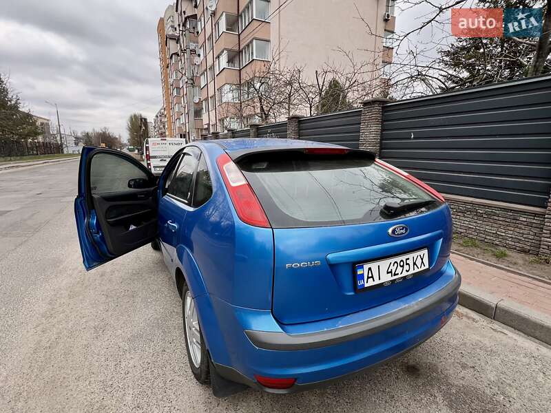 Хэтчбек Ford Focus 2006 в Киеве фото 28 Хэтчбек Ford Focus 2006 в Киеве