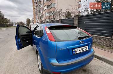 Хэтчбек Ford Focus 2006 в 